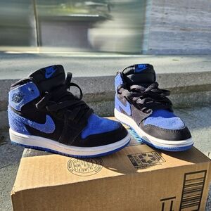 Nike Air Jordan 1 - Royal Reimagined. Size 12C